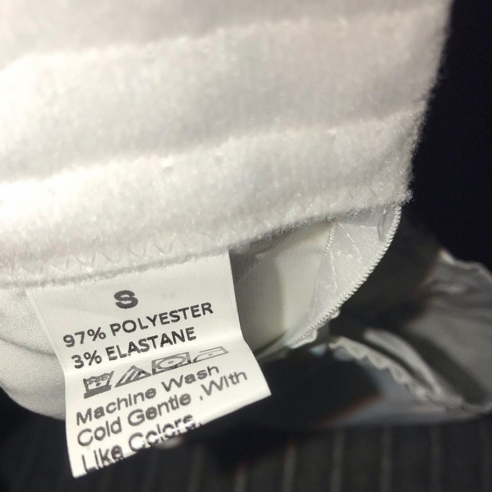 White corset top 🦢
size: s 
Price: $12